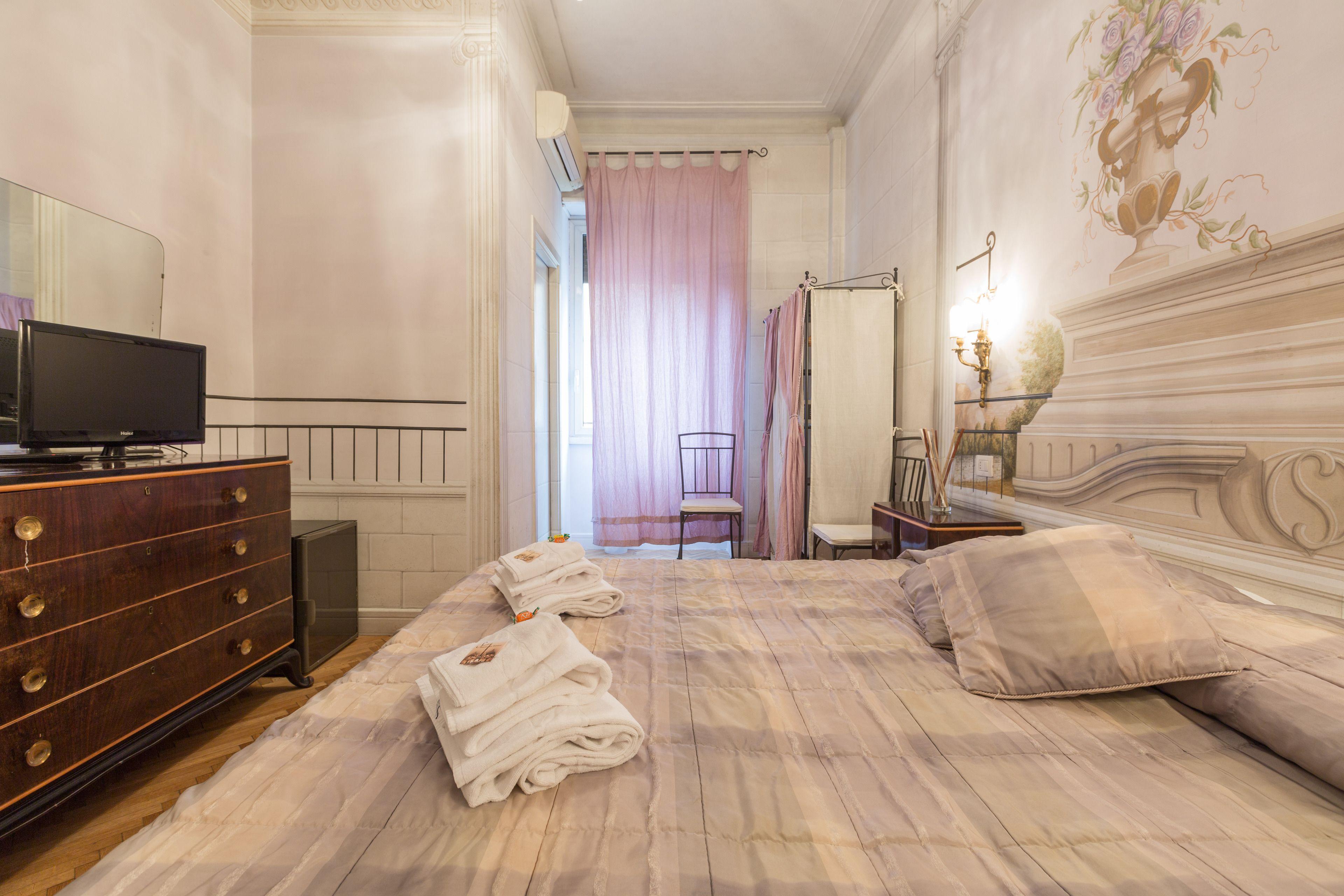 Suites Piazza Del Popolo — Foto 1
